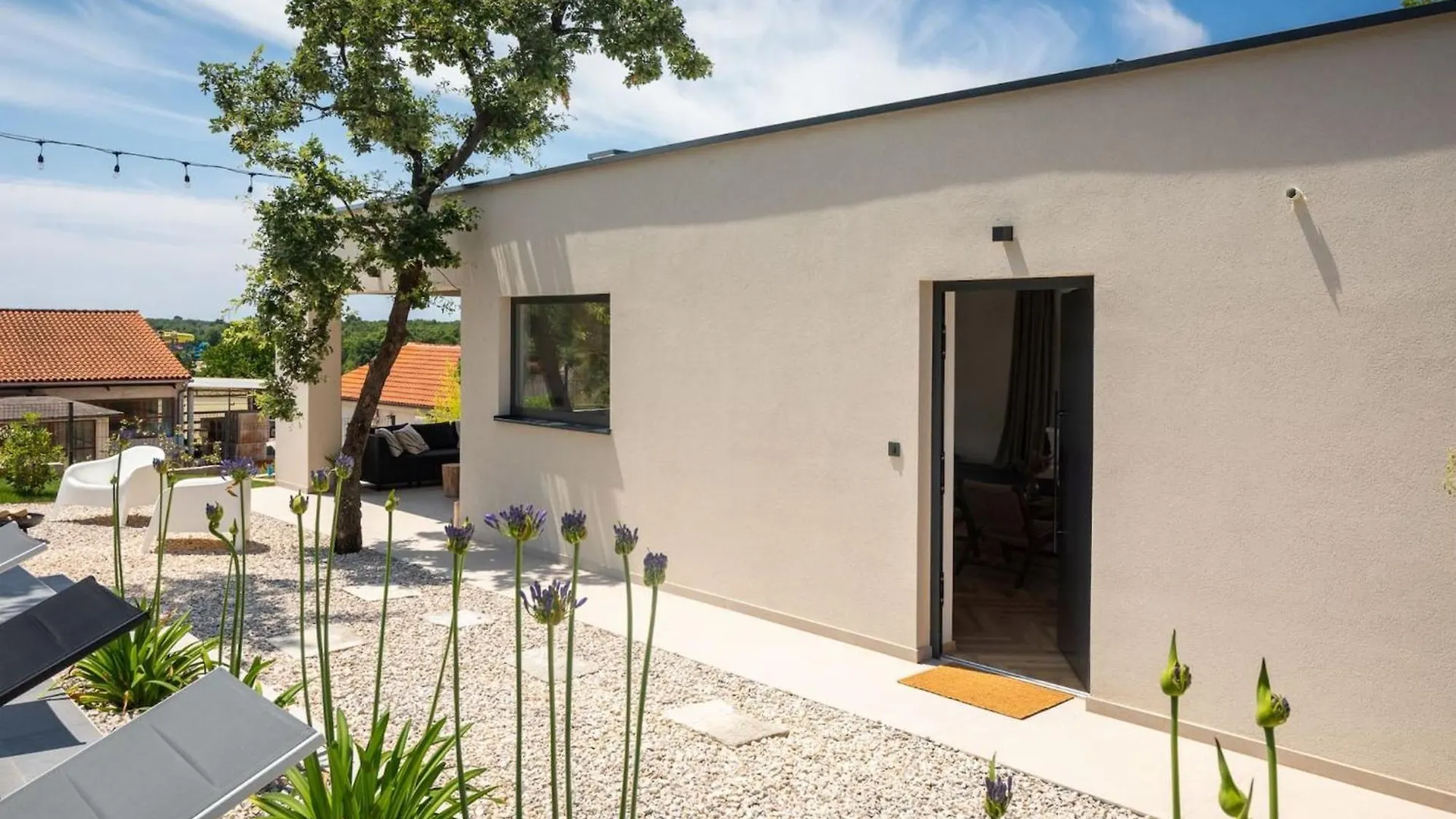 Modern Villa Casetta Molindrio With Pool In Porec